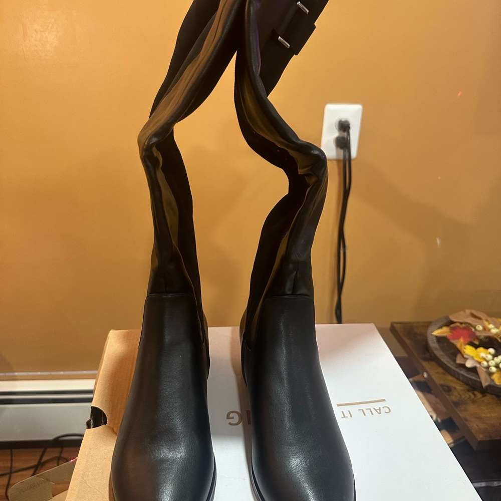 Casual boots